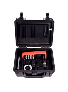 Raman multi optic calibration and verification kit for the Life Science industry