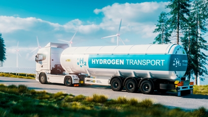 Truck transporting hydrogen