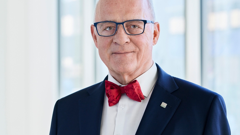 Klaus Endress, long-time CEO and Supervisory Board president of the Endress+Hauser Group